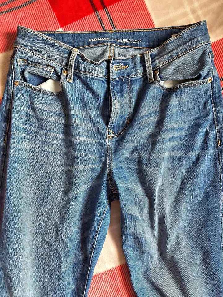 Flared jeans size 6