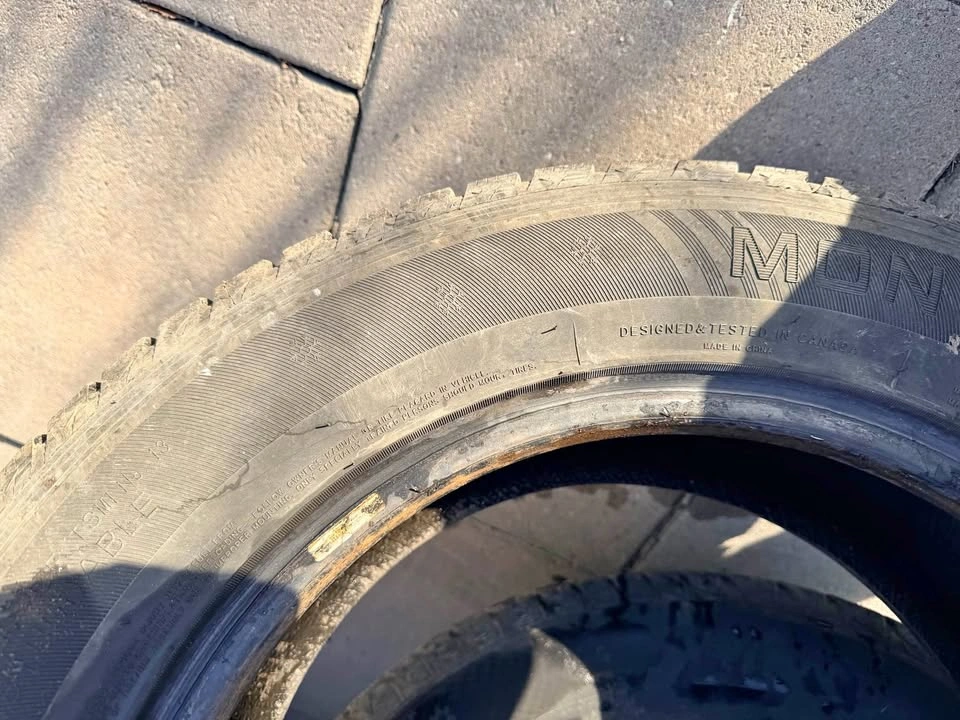 Motomaster Winter Tires P225/65R17