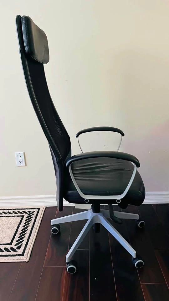 Moving Sale – IKEA Office Chair (Good Condition) - photo 2
