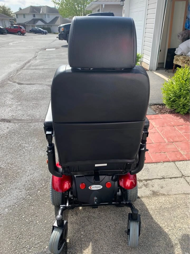 Shoprider UL8WSLA Power Chair - photo 4