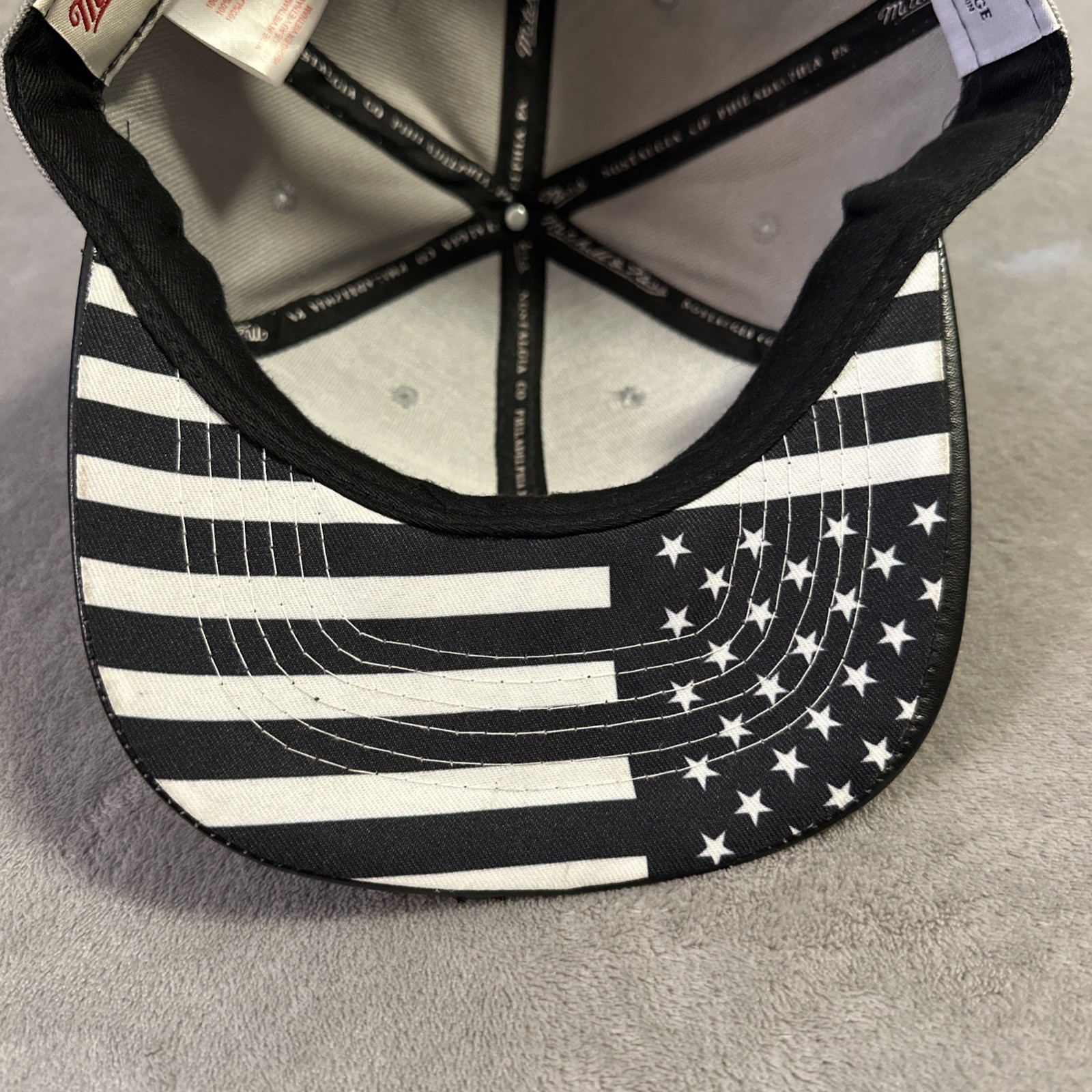 New England Patriots FLYING ELVIS Snapback Super Bowl NFL Mitche - photo 3