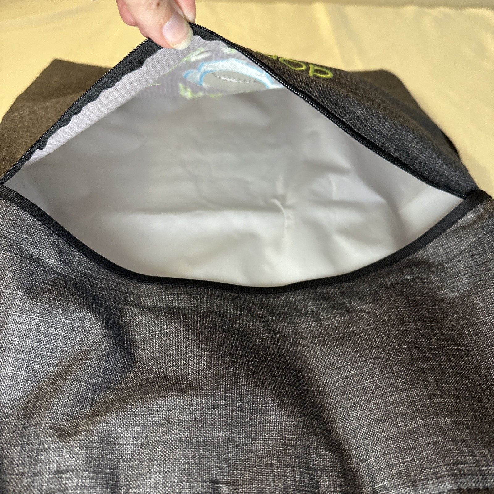 Thirty-One Thermal Cinch Backpack Shark Bag - photo 3