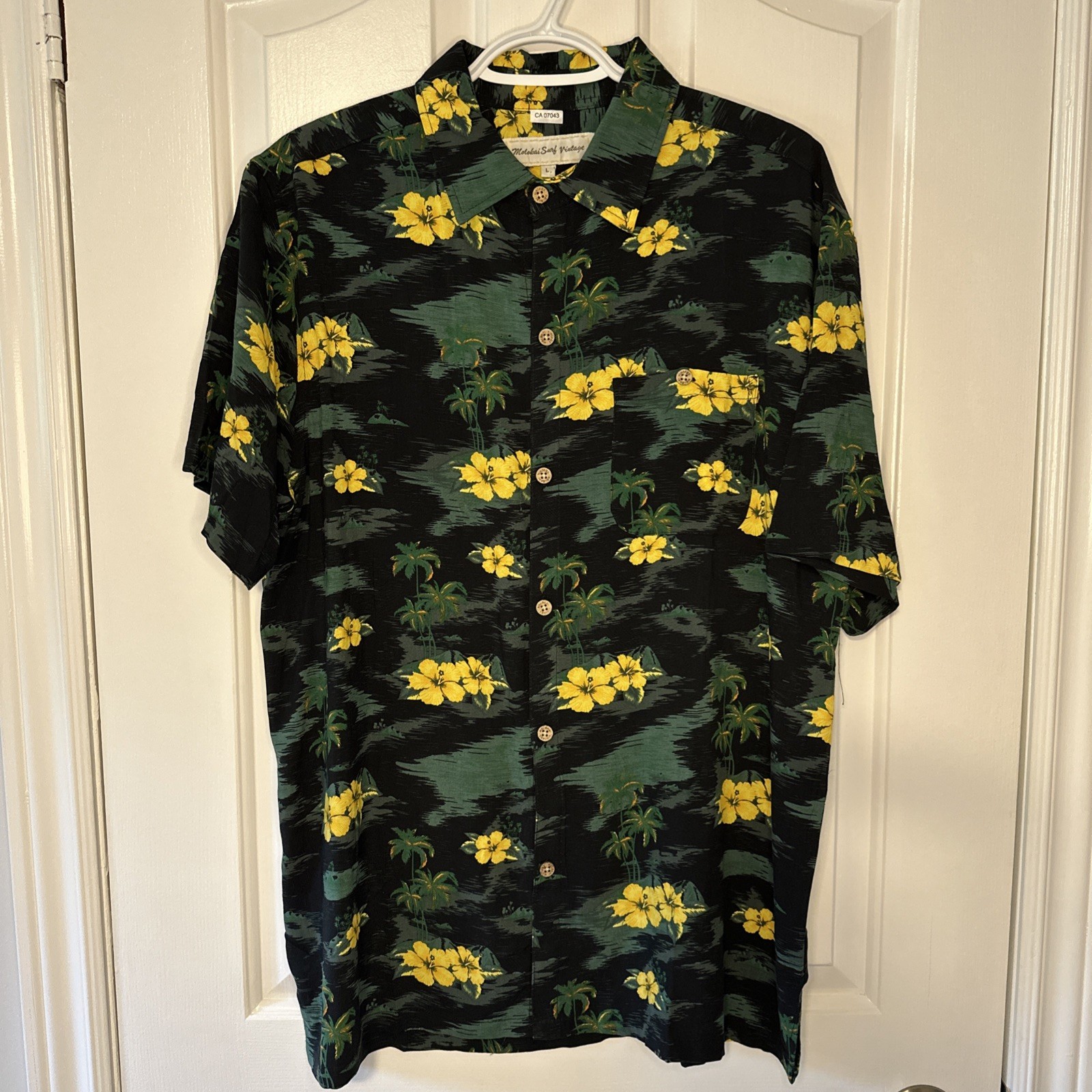 Molokai Surf Vintage Shirt Men L Yellow Hibiscus Hawaiian Short