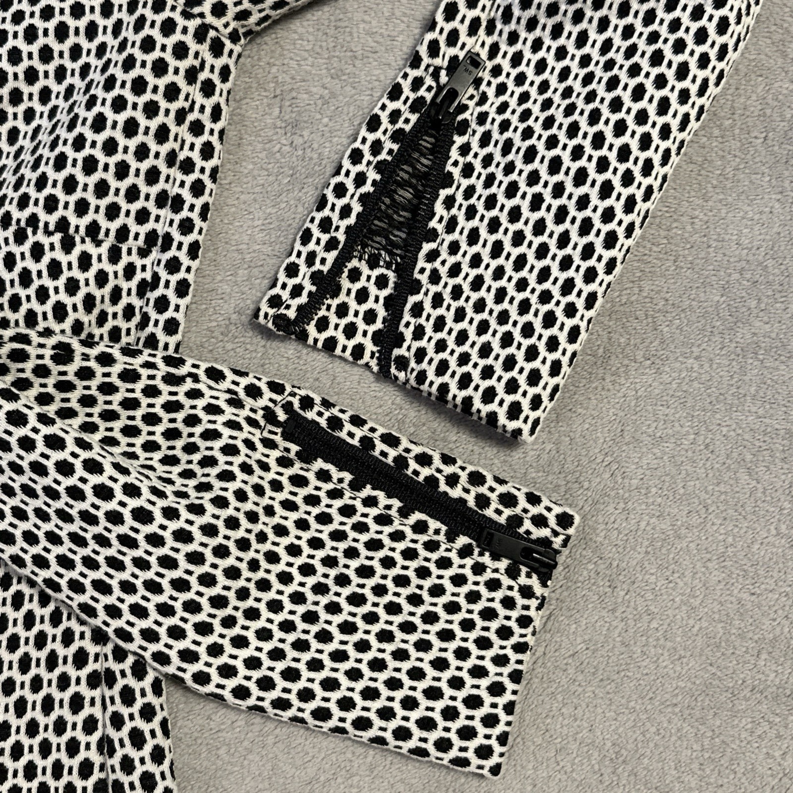Sandwich Dress Small Long-Sleeve Midi Stretchy White Black Zippe - photo 2