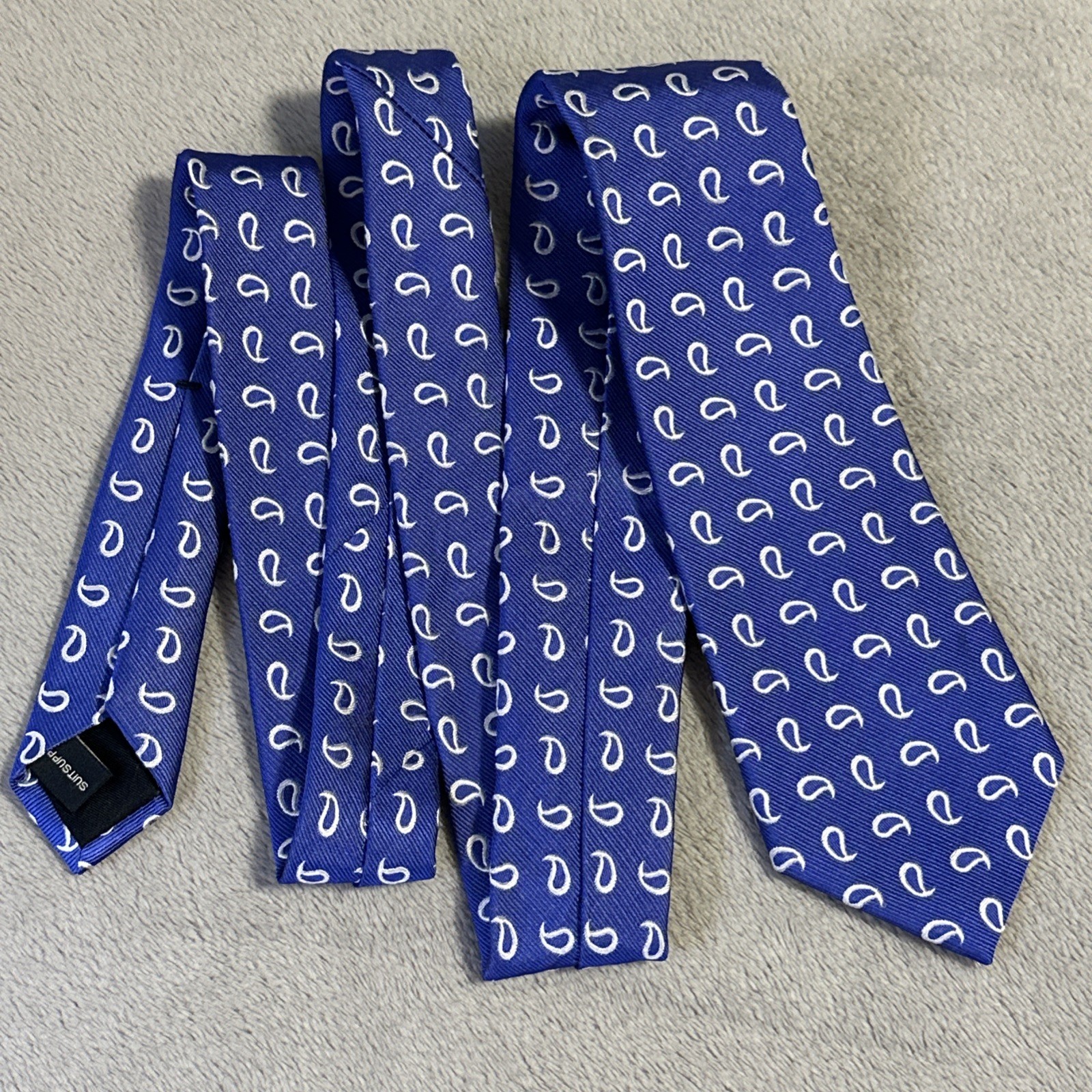 SUITSUPPLY Men's Tie Pure Silk light blue with white paisley out