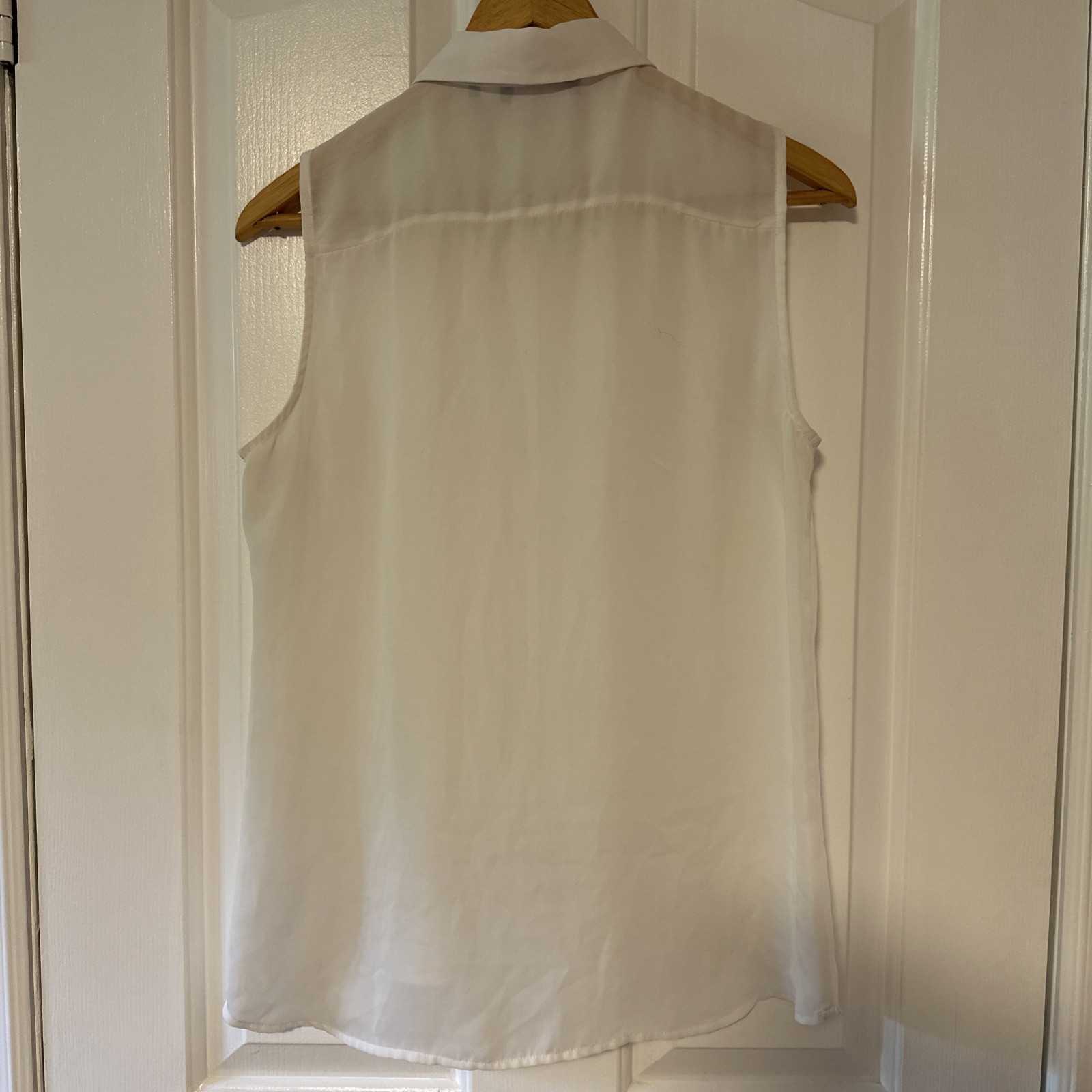 Violet & Claire Sheer White Sleeveless Blouse - Size M - photo 3