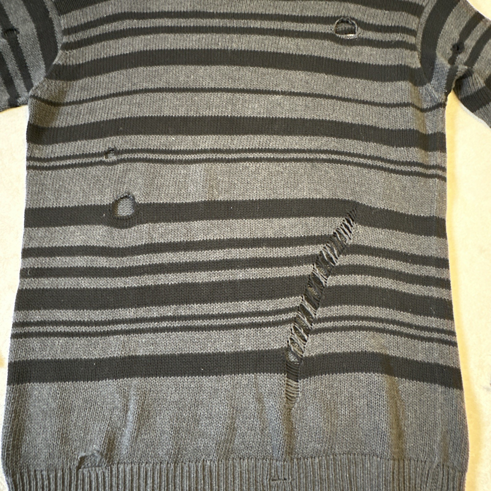Autumn Cashmere Distressed Striped Sweater M Grey - photo 2