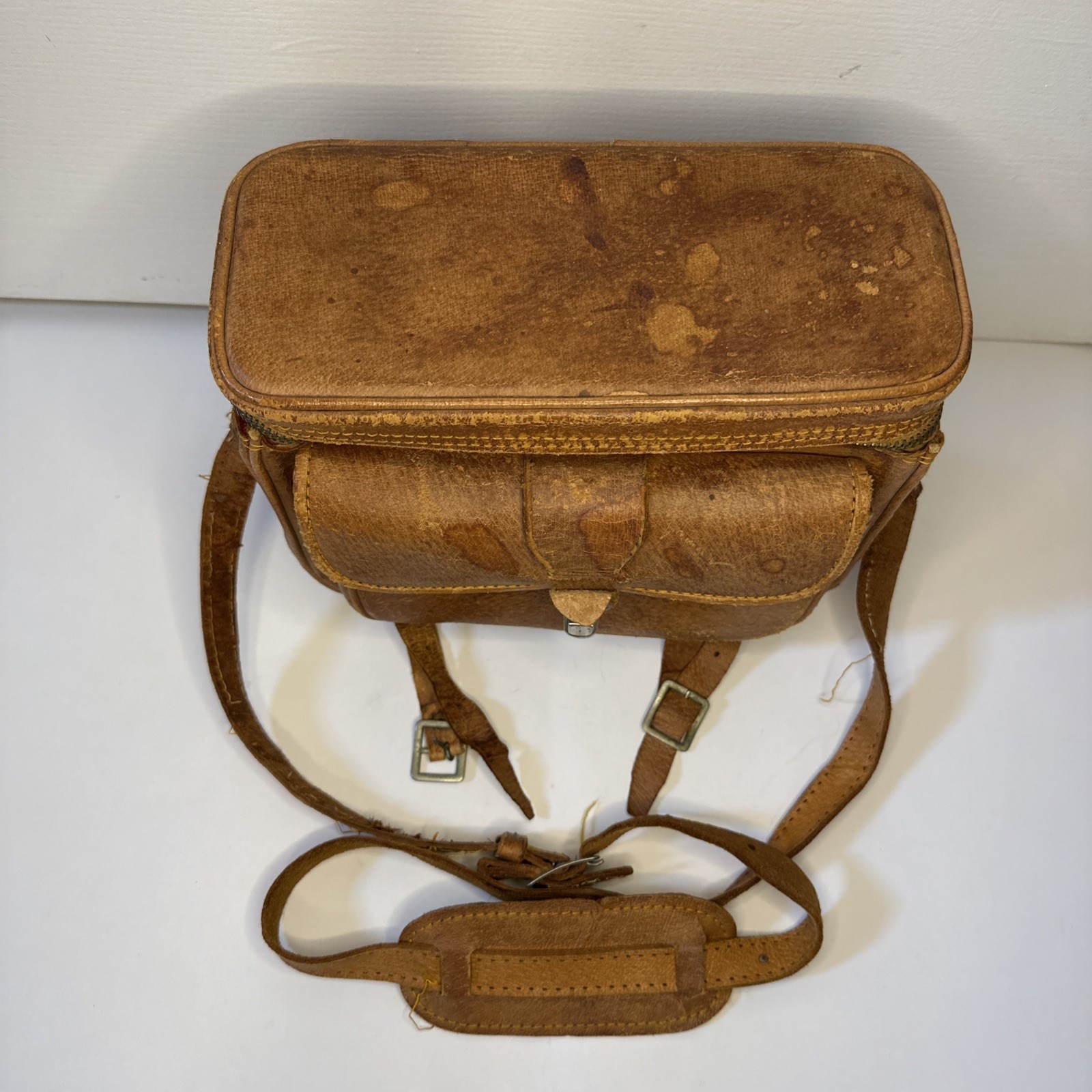 Ready to restore! Vintage Leather Camera Bag Case Brown Antique - photo 2