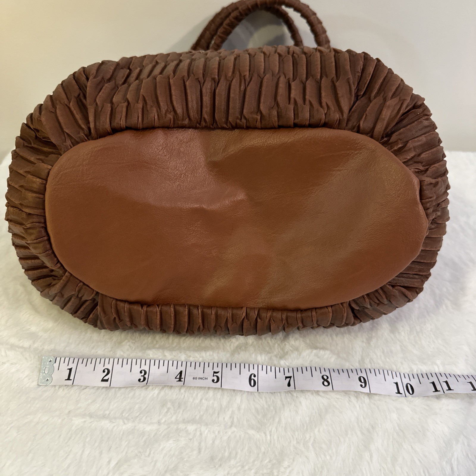Paco Standard Supply Brown Ruched Leather Shoulder Bag - photo 4