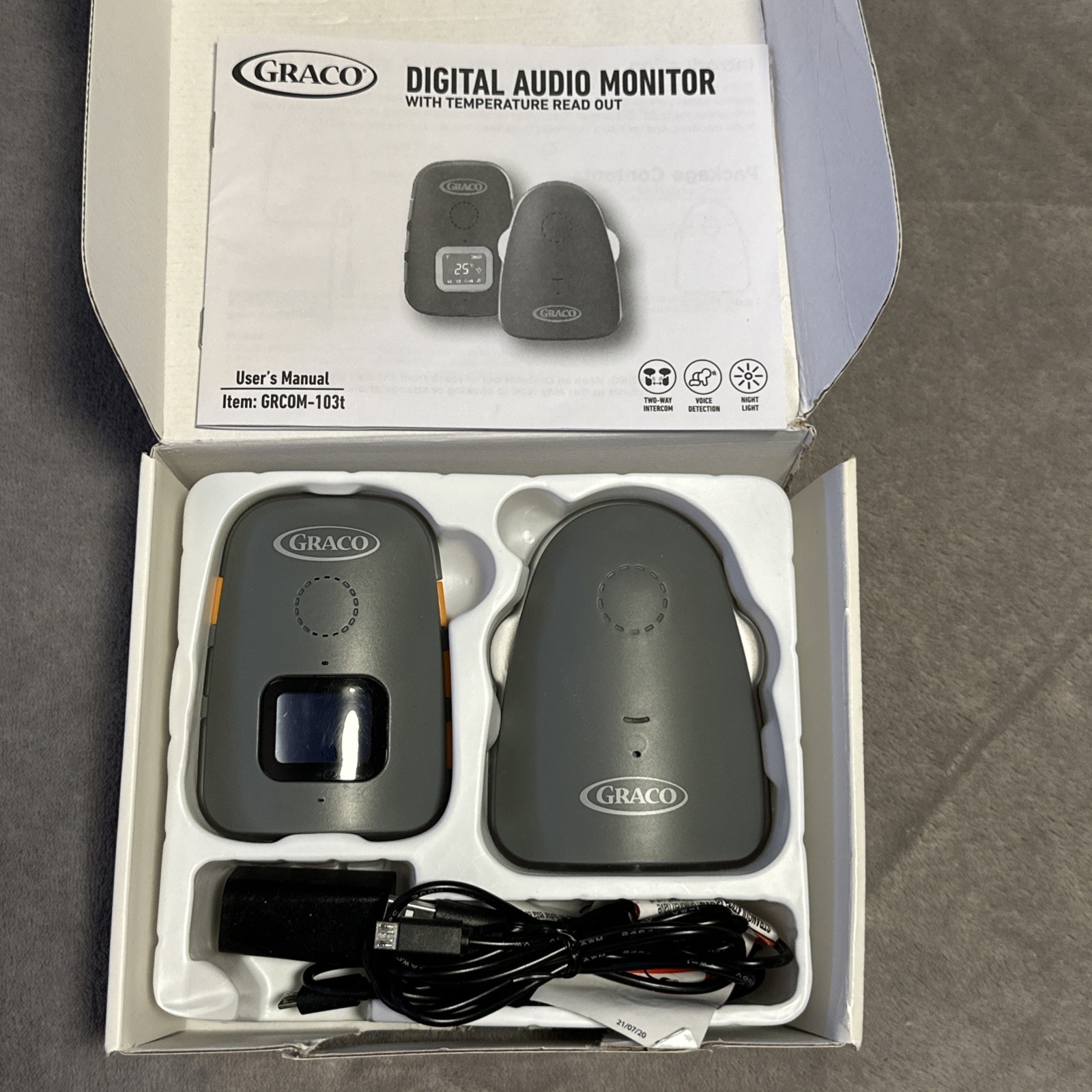 Graco Baby Digital Audio Monitor System with Temp Readout
