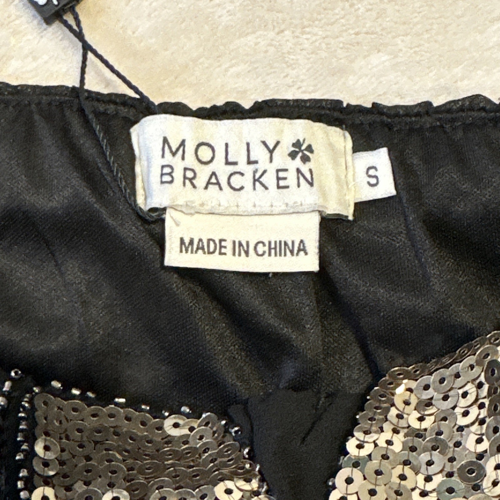 Molly Bracken Art Deco Sequin Mini Skirt - Gold & Black - Small - photo 4
