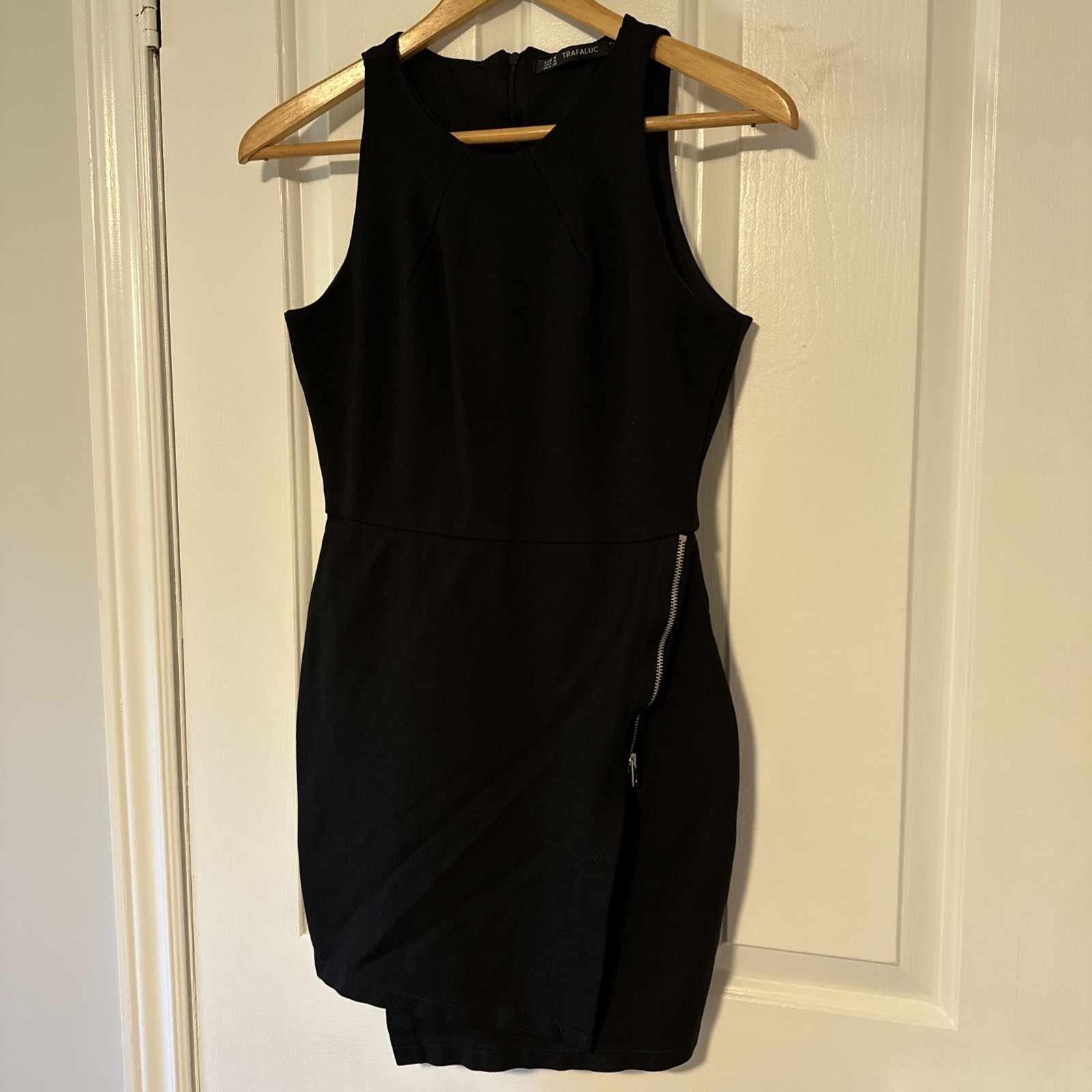 Zara Trafaluc Black Sleeveless Dress Medium Workwear Zipper