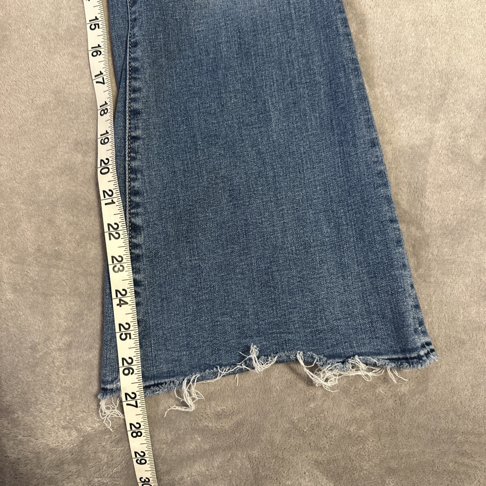 American Eagle Super Hi-Rise Flare Jeans Sz 8 Short Distressed B - photo 2
