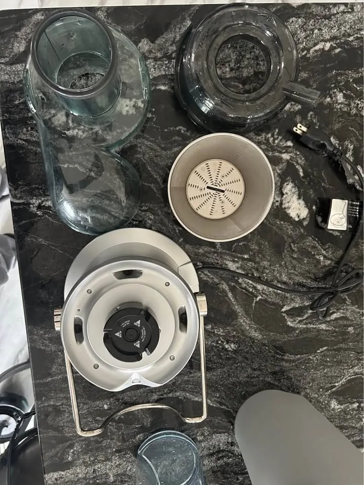 Breville the Juice Fountain Juicer - photo 2