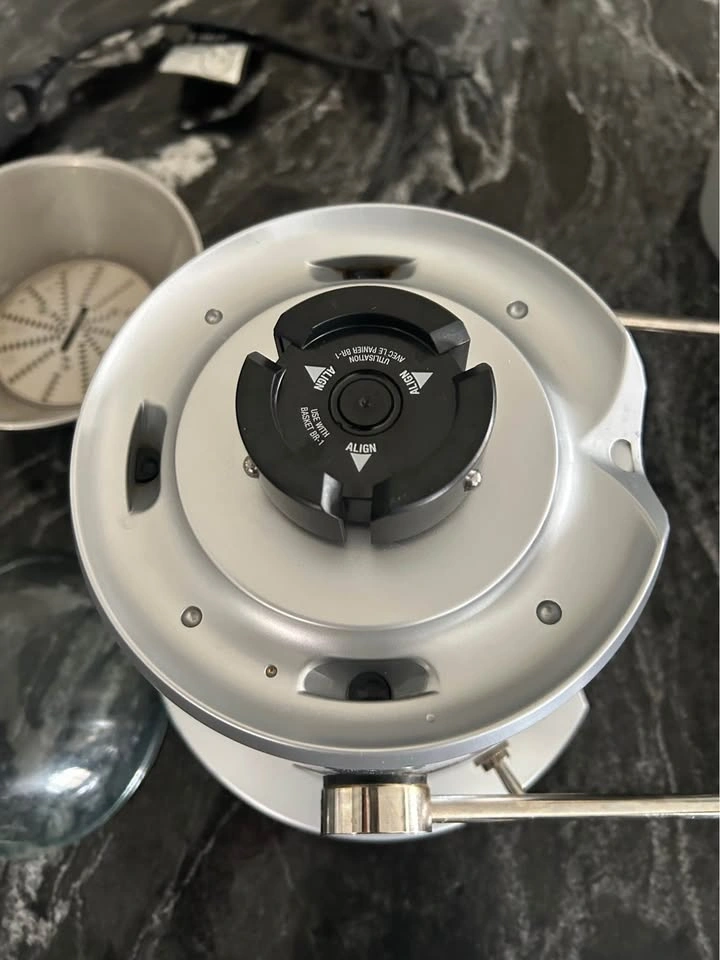 Breville the Juice Fountain Juicer - photo 5
