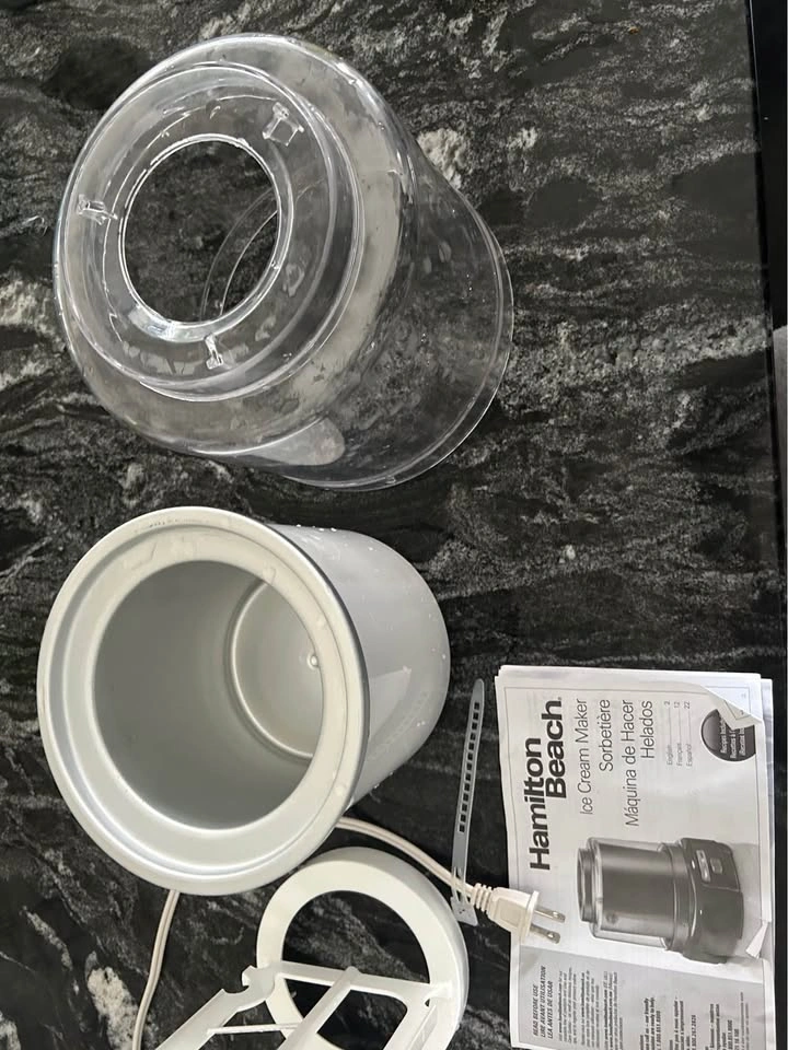 Hamilton Beach Ice Cream Maker - photo 3