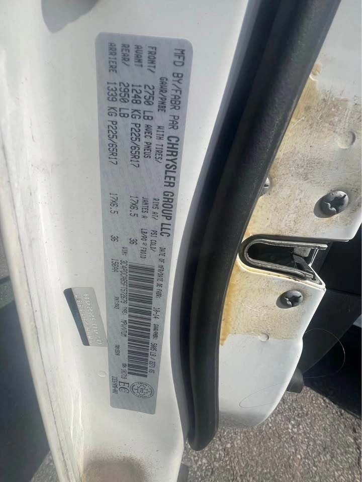 White Dodge Journey SUV Body Parts (2010-2019) - photo 5