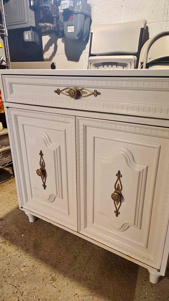 Lovely white Cabinet