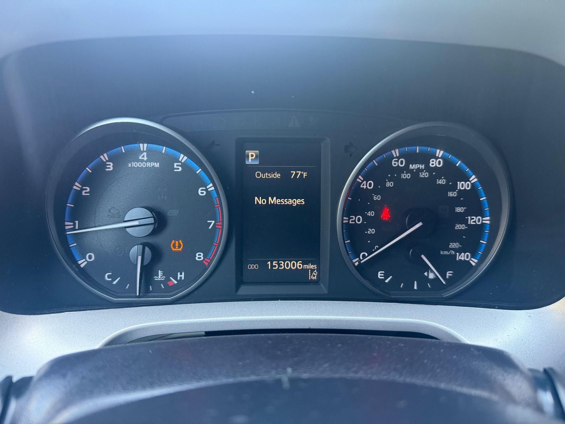 2017 Toyota Rav4 - photo 4