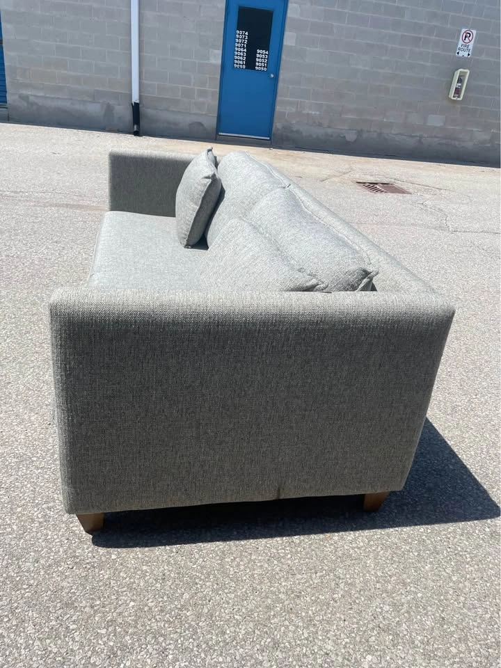 Grey 3 Seater Couch - Great Condition - Free Delivery - photo 4