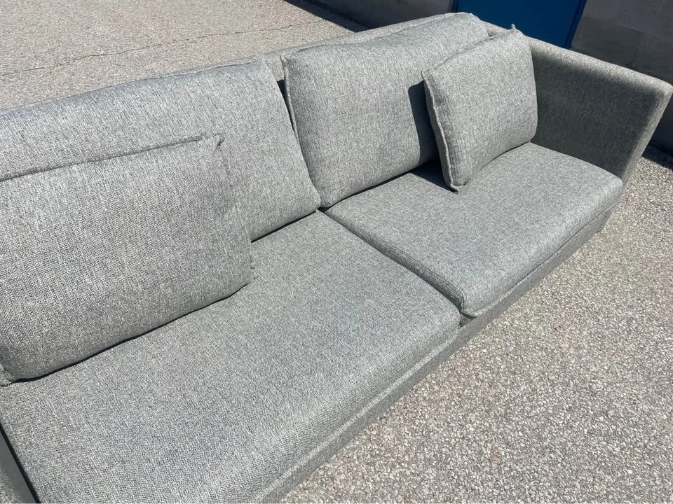 Grey 3 Seater Couch - Great Condition - Free Delivery - photo 5
