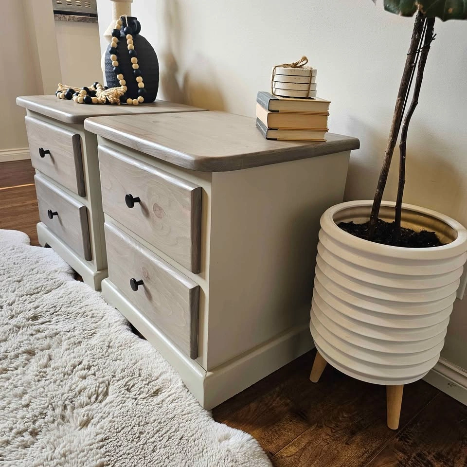 Refinished Solid Pine Nightstands - photo 4