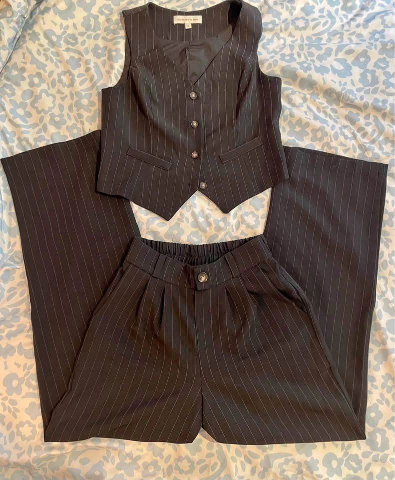 SUIT VEST AND PANTS SET - PINSTRIPE