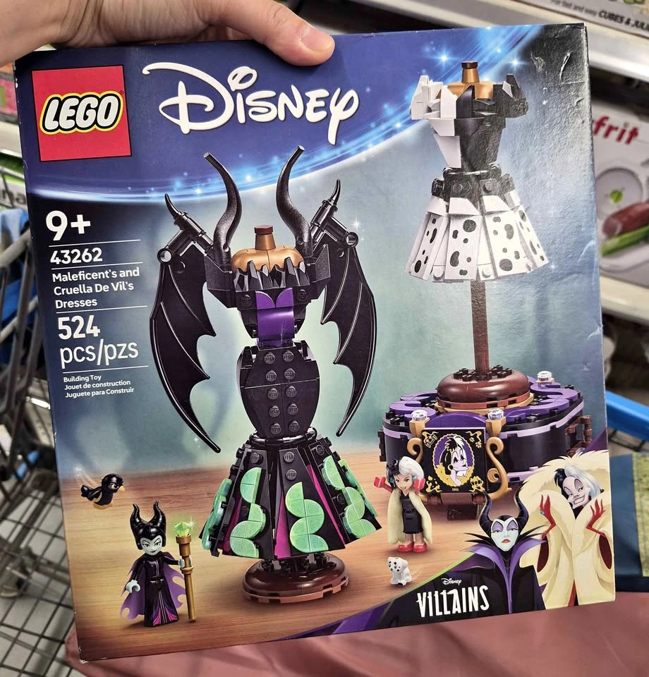 Brand New Maleficent & Cruella De Vil's Dresses Lego