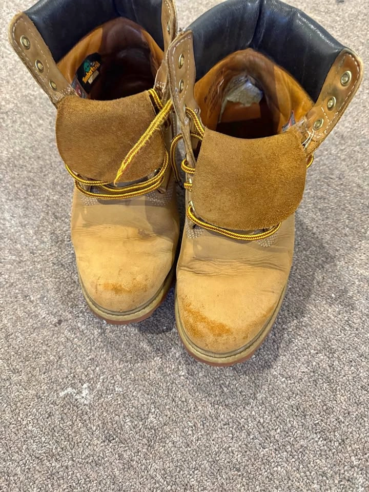 Timbs men 8.5