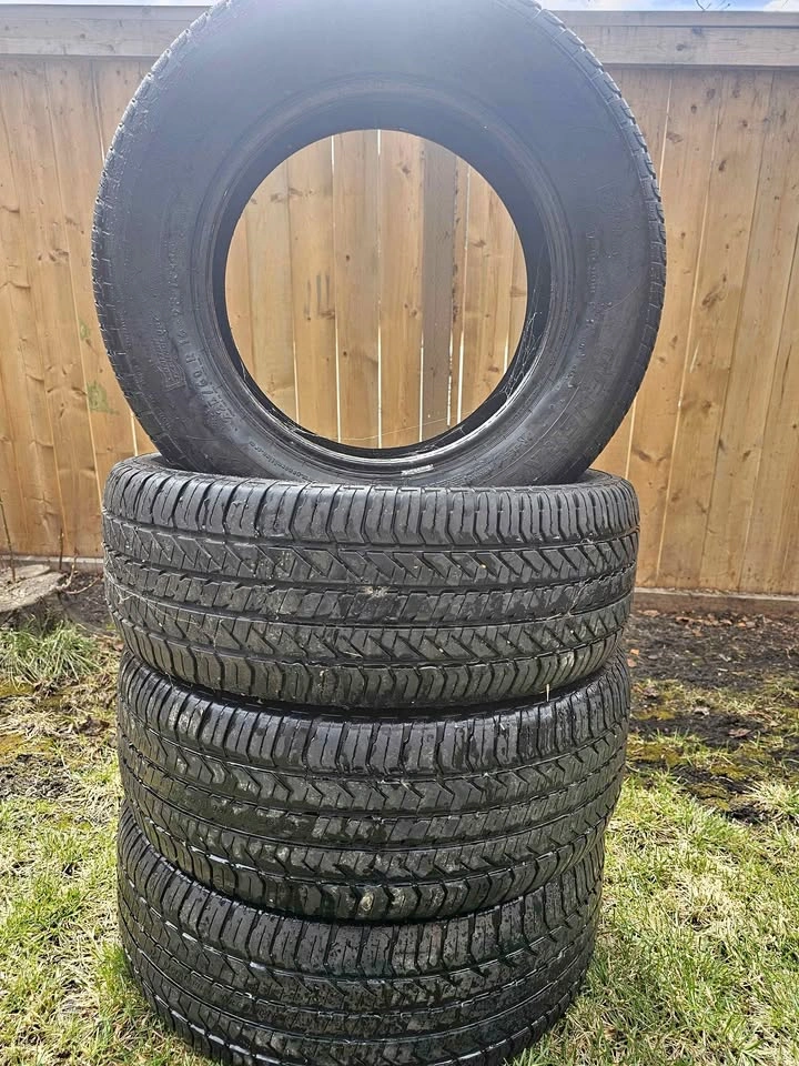 225 60R16 ALL SEASON SET OF 4