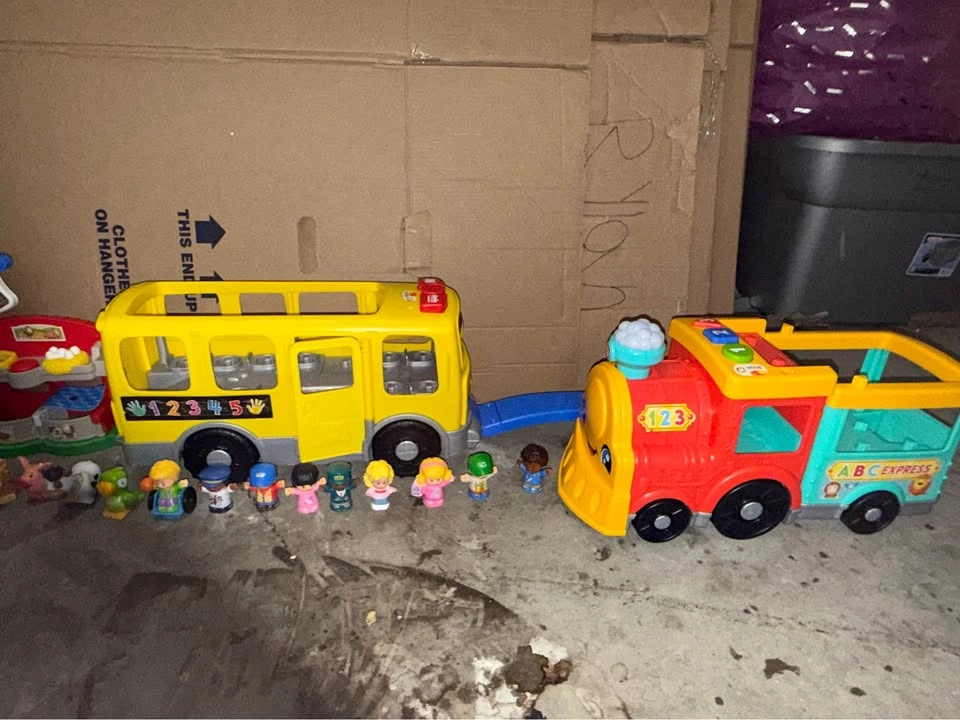 Little People Lot $40 - photo 4