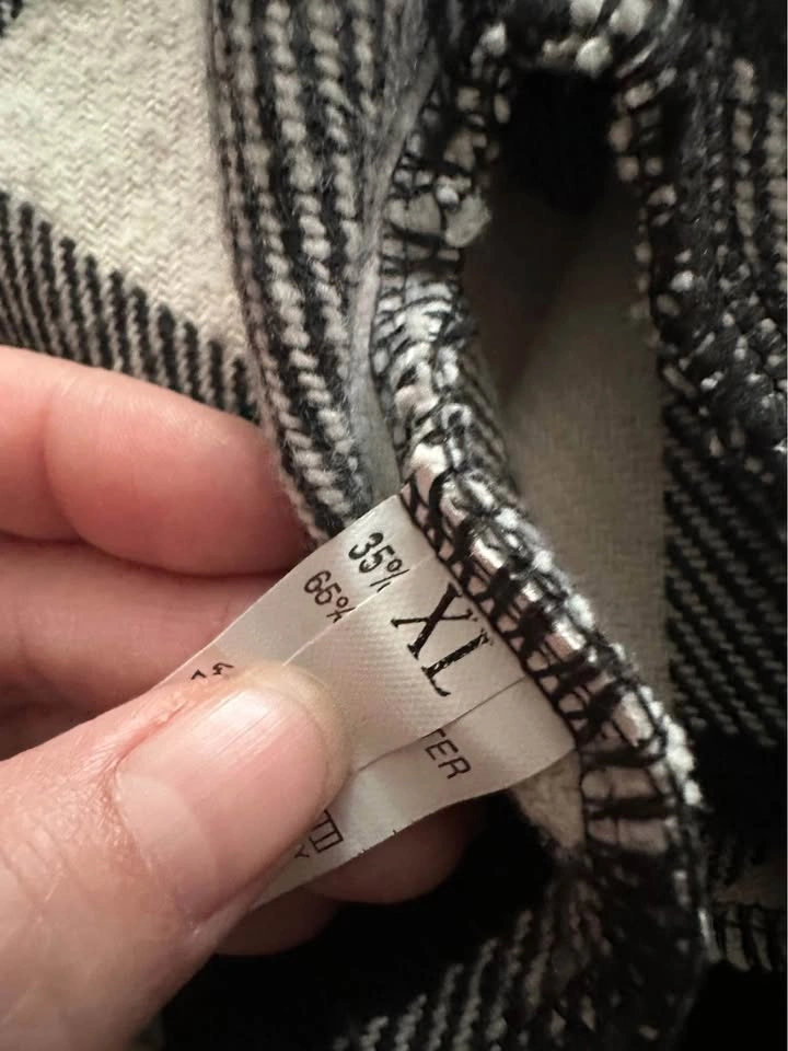 Women Open Plaid Vest - photo 3
