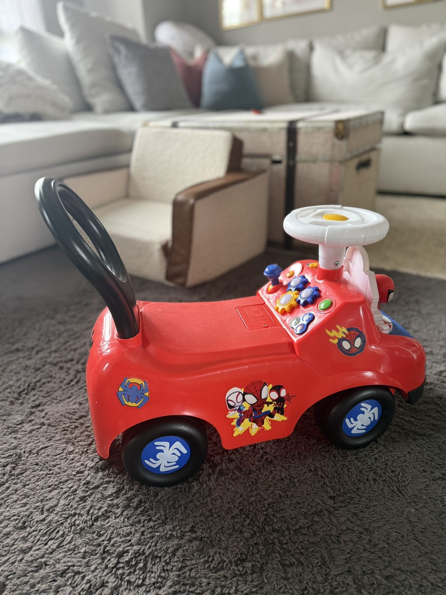 Marvel Kiddieland Spidey Activity Ride-on Toy Car