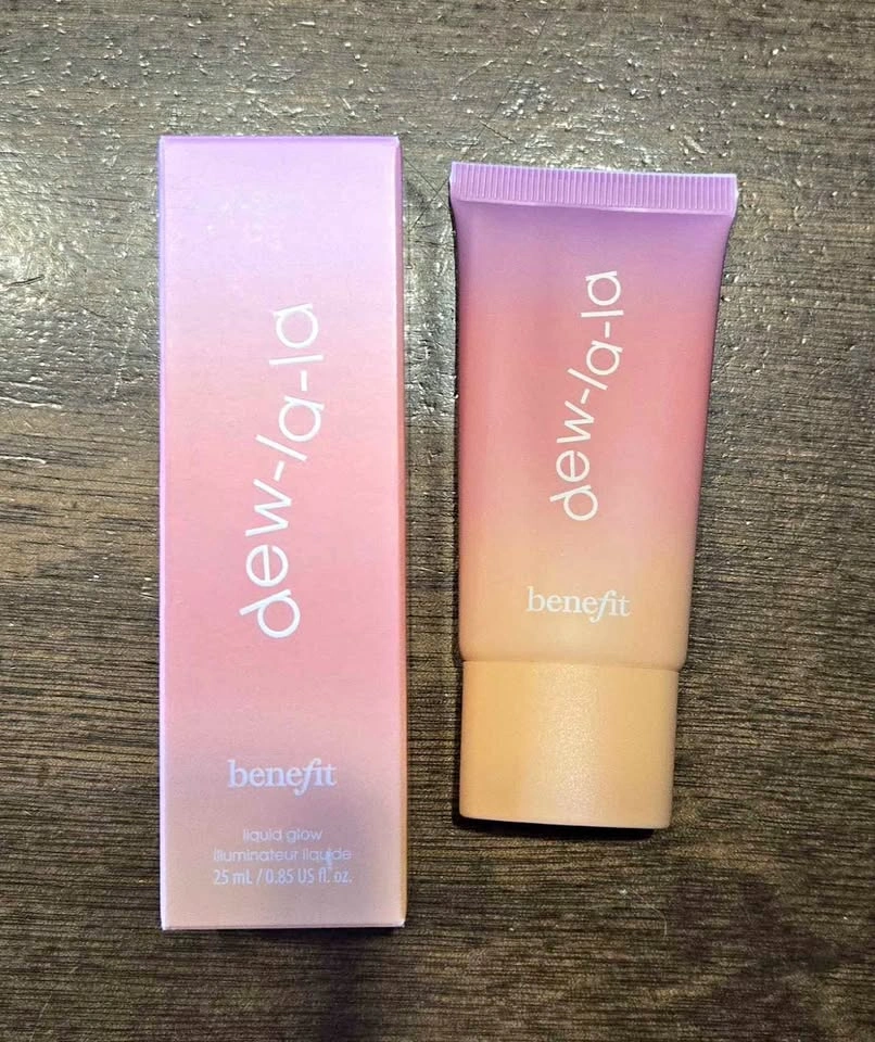 Benefit Dew-La-La Liquid Glow Nova Medium Tan 25mL