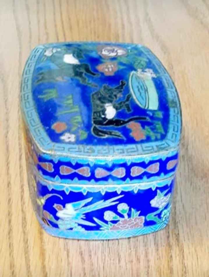 Uniqe Antique 1800's Chinese Cloisonne Brass Box - photo 3