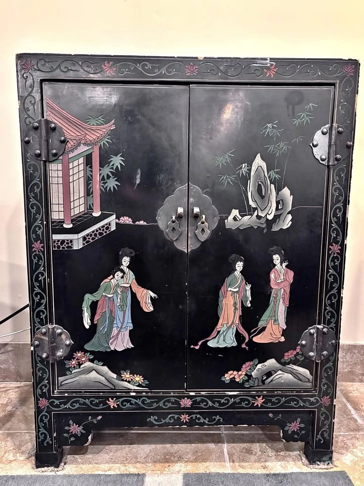 Vintage Chinese Wedding Cabinet - Black Lacquer