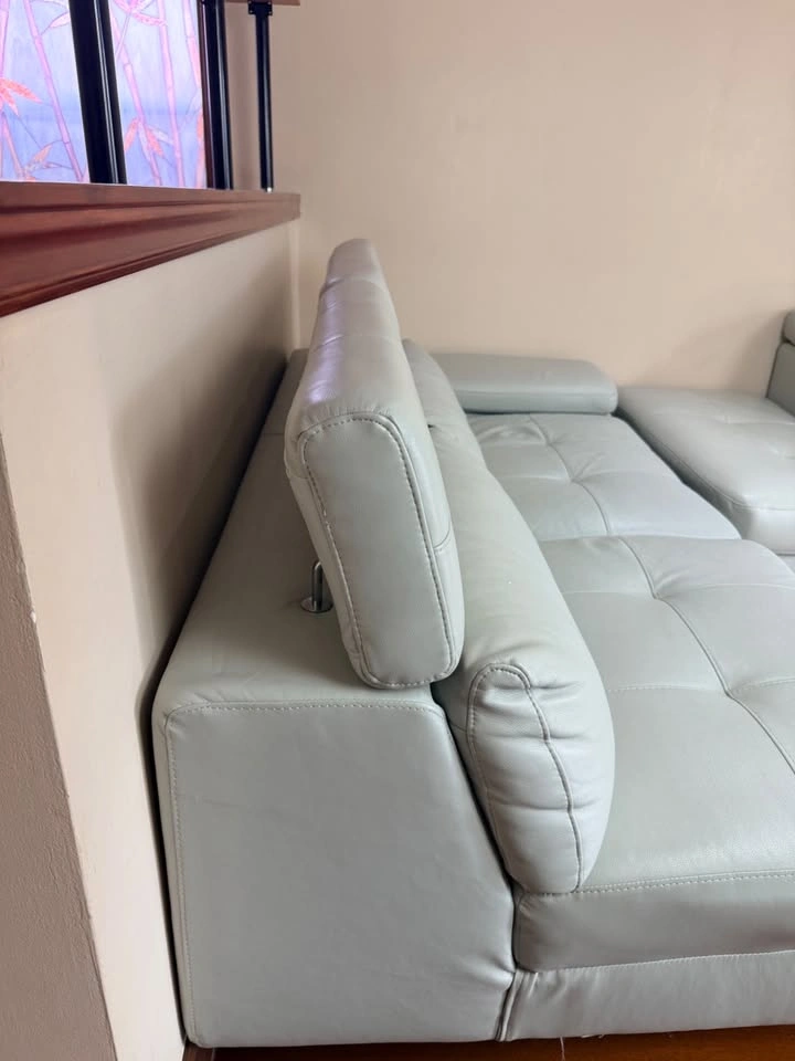 Light Grey Leather Sofa Set (3-Seater + 2-Seater) – Hidden Stora - photo 4