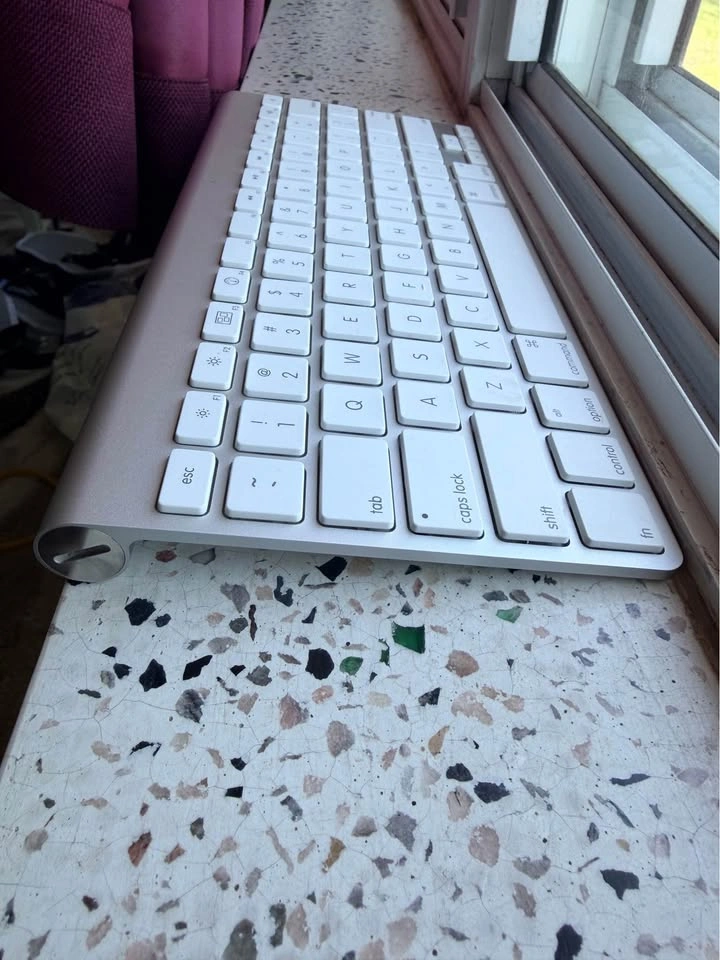 Apple Magic Keyboard A1314 Bluetooth Wireless - photo 3