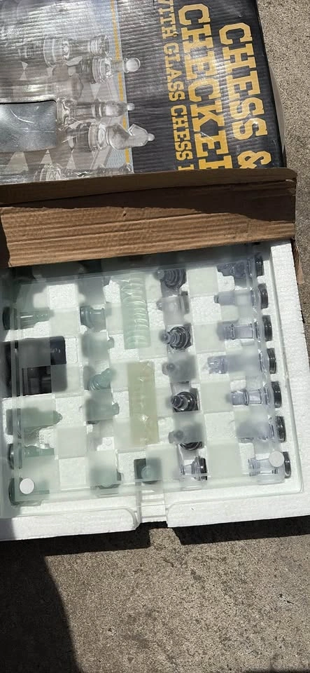 Glass Chess & Checkers Set – Complete - photo 3