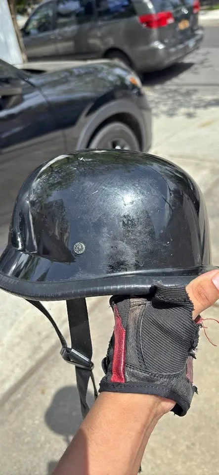 Black Helmet - Size M (57-58 cm)