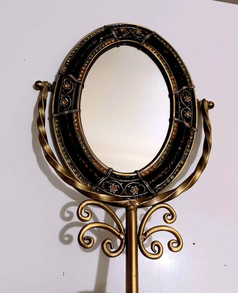 Antique Enamel & Stones Vanity Mirror image indicator(6)
