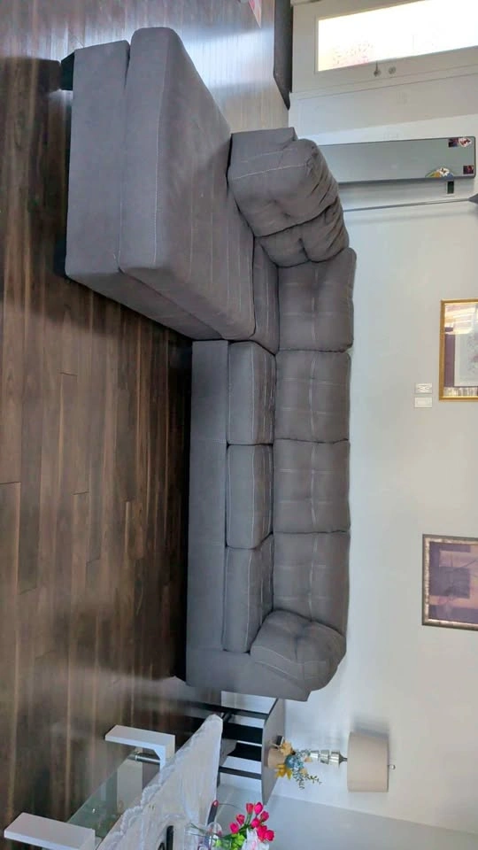 6-Seater Grey Sectional Sofa with Chaise