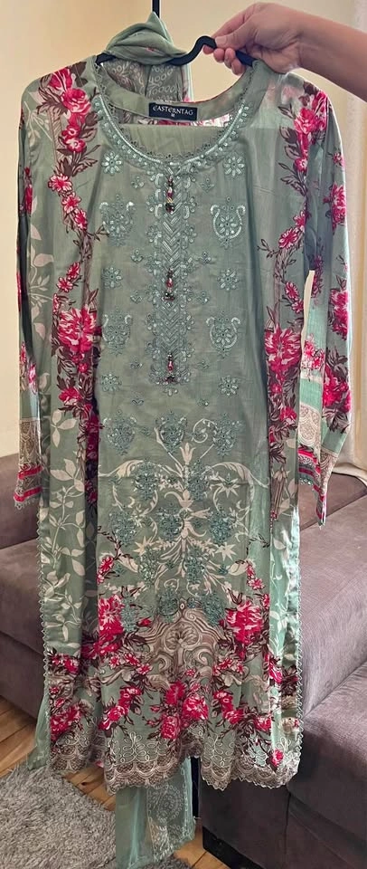 3pcs Lawn Embroidered Suit with Chiffon Dupatta