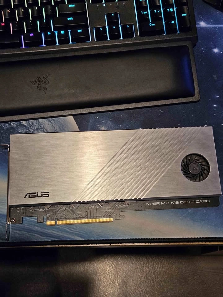 ASUS Hyper M.2 PCIE Gen 4