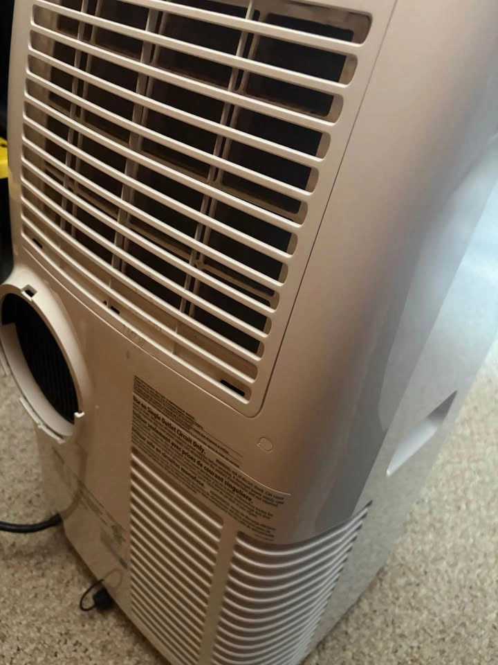 DeLonghi 14,000 BTU Portable AC/Dehumidifier - photo 4