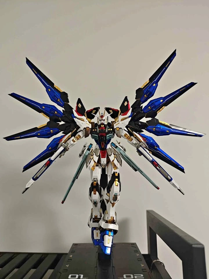 Gundam Customize Painting Service