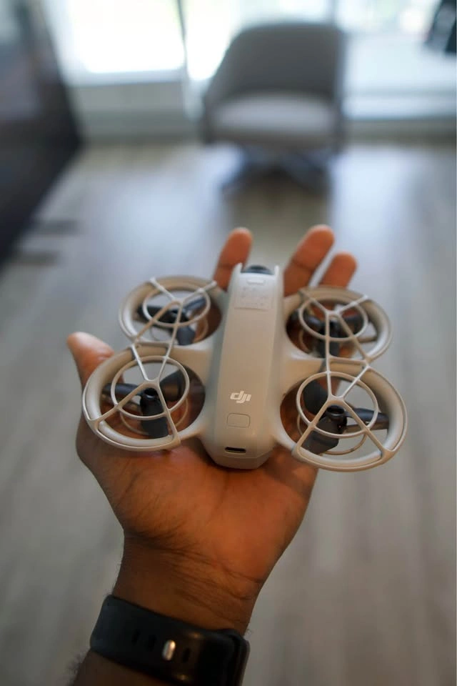 DJI Neo Drone - photo 2