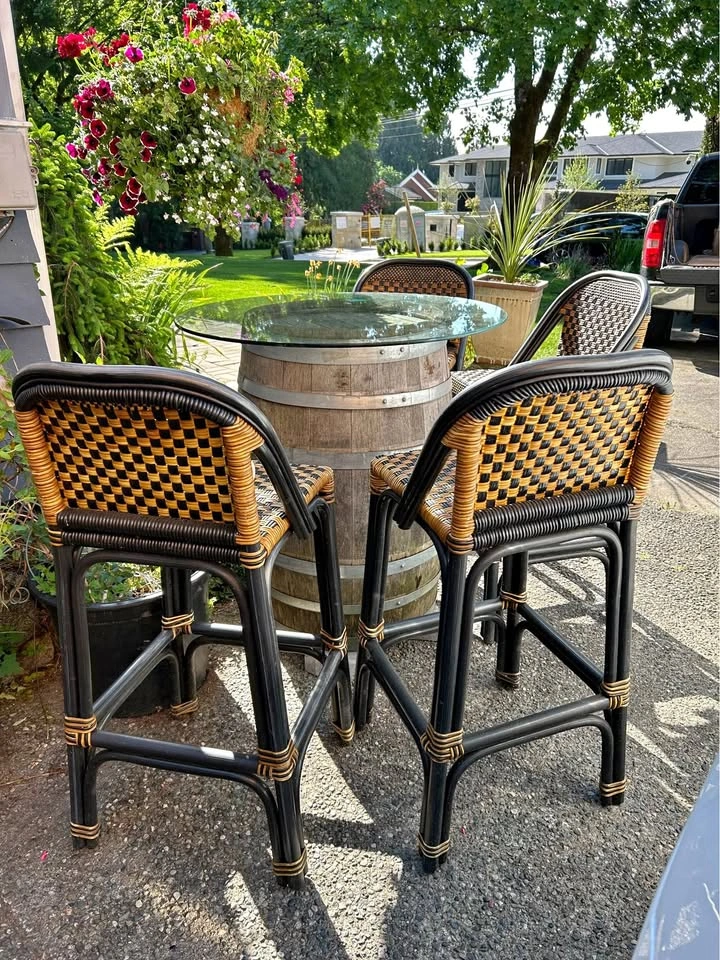 Patio Set: Wine Barrel Table w/ Glass Top & 4 Bar Stools