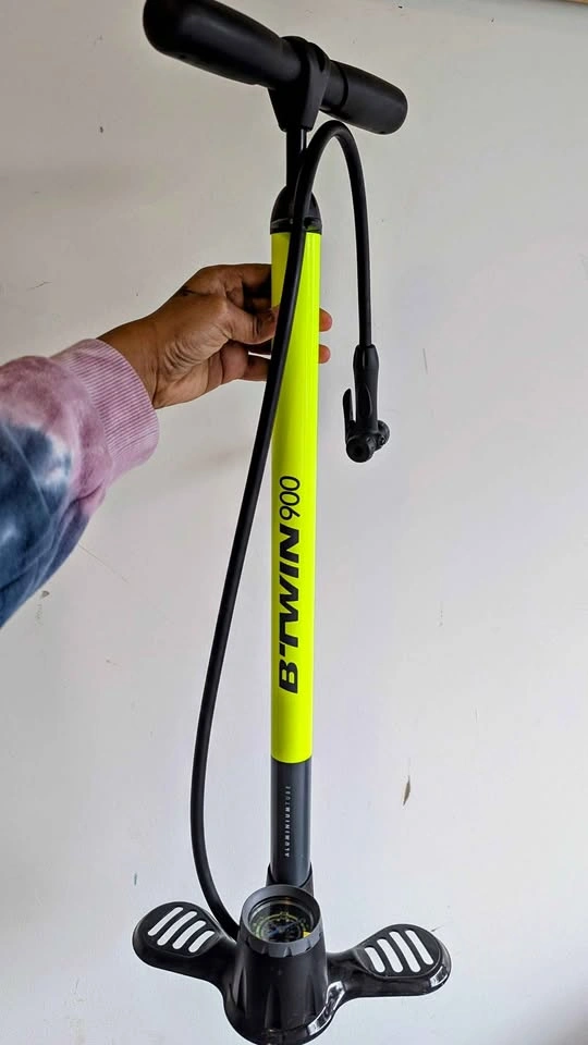 B'Twin 900 Bike Floor Pump