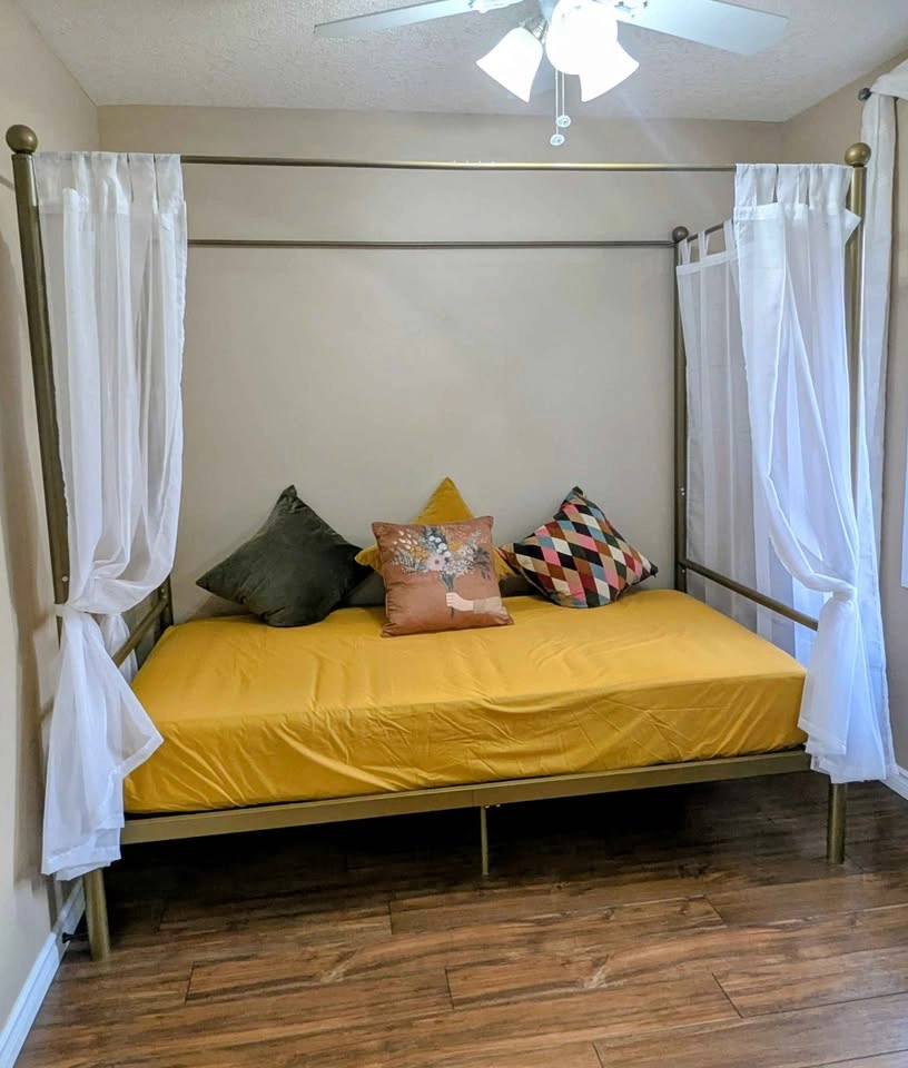 Canopy Bed - Gold - photo 2